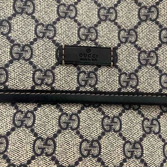 💎Authentic Gucci💎GG Monogram Crossbody Tote - Picture 3 of 12